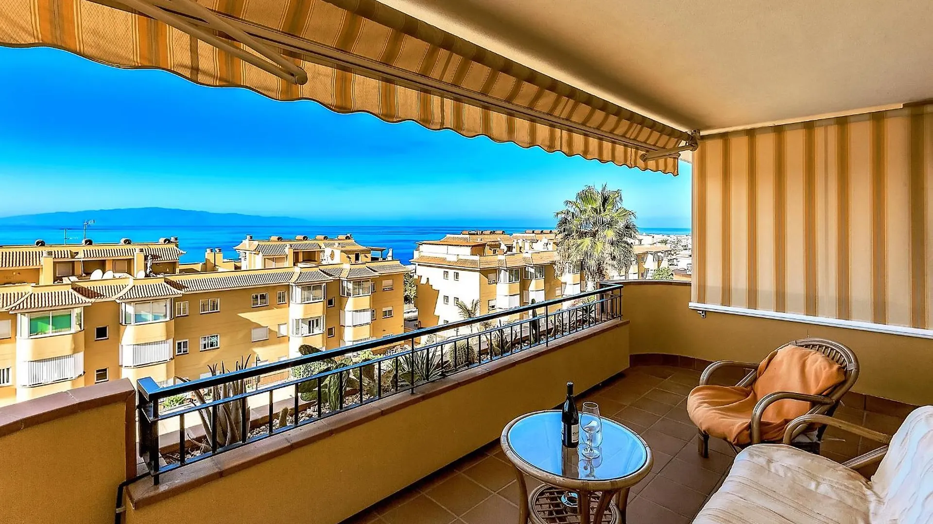 Residencia Playa La Arena Apartman Puerto de Santiago