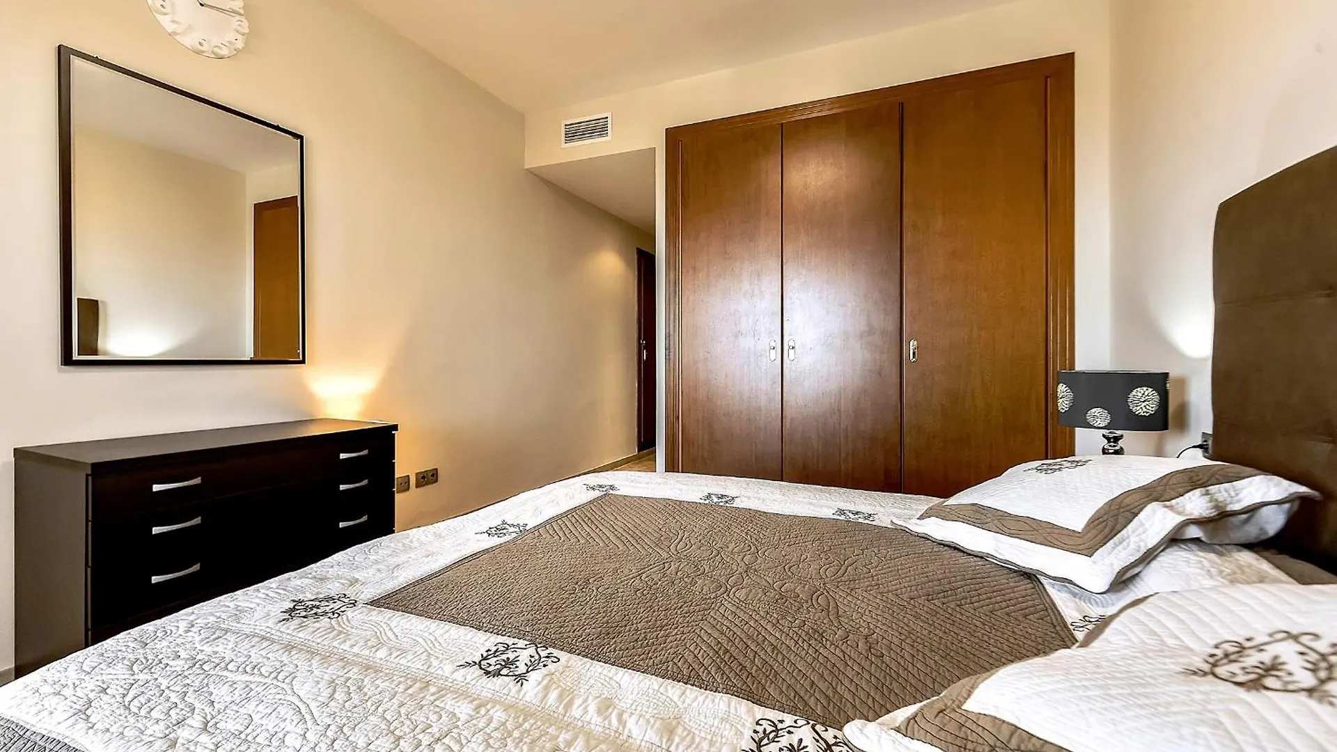 Residencia Playa La Arena Apartman Puerto de Santiago