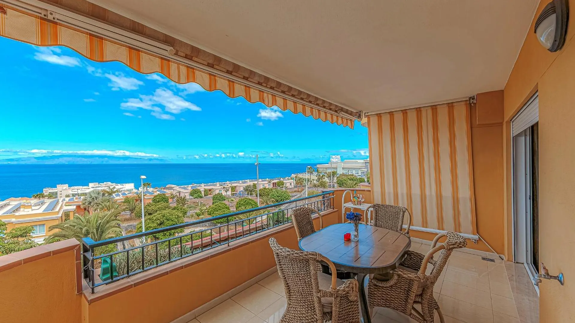 Residencia Playa La Arena Apartment Puerto de Santiago